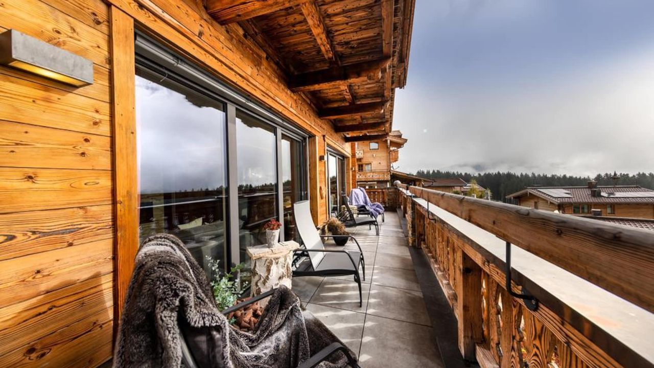 TerraceBalcony TerraceBalcony